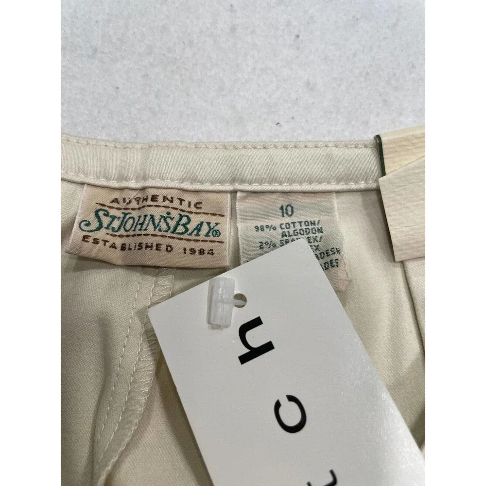 St John's Bay Size 10 Women Embroidered Capri Pants High Rise Side Zip Beige NWT